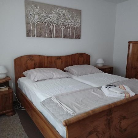 Walk Apartment Вуковар Экстерьер фото